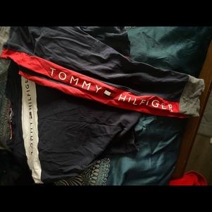 Tommy Hilfiger size lg